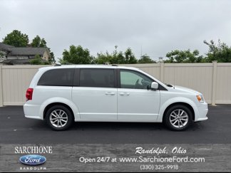 Used 2020 Dodge Grand Caravan SXT image 1