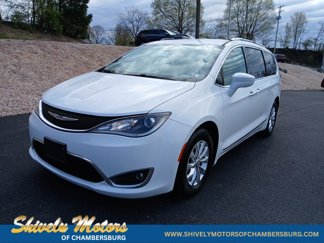 Used 2018 Chrysler Pacifica Touring-L Plus image 1