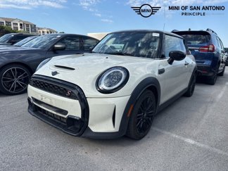 Certified 2023 MINI Cooper S image 1