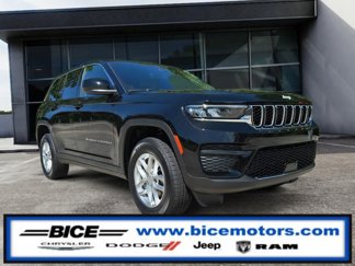 New 2025 Jeep Grand Cherokee Laredo X w/ Luxury Tech Group I image 1