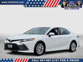 Used 2022 Toyota Camry LE image 1