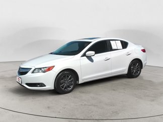 Used 2014 Acura ILX w/ Technology Package image 1