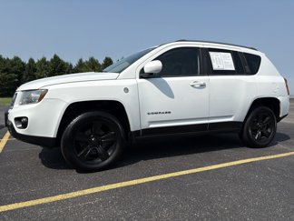 Used 2014 Jeep Compass Latitude w/ Sun/Sound Group image 1