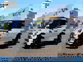 Used 2021 MINI Cooper SE w/ 8.8" Touchscreen Nav Package image 1