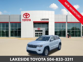 Used 2018 Jeep Grand Cherokee Laredo image 1