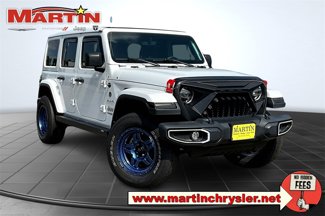 Used 2022 Jeep Wrangler Unlimited Sahara w/ LED Lighting Group image 1