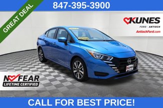 Used 2023 Nissan Versa SV image 1