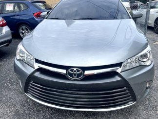 Used 2016 Toyota Camry LE image 1