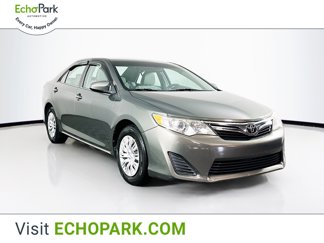 Used 2012 Toyota Camry LE image 1