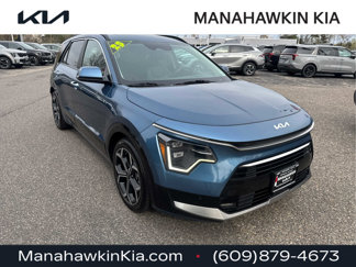 Used 2023 Kia Niro SX Touring image 1