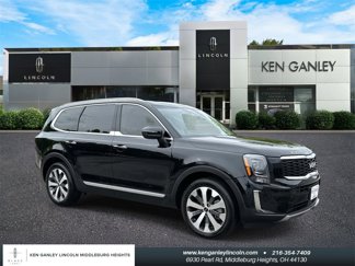 Used 2022 Kia Telluride S image 1