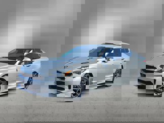 Used 2018 Kia Stinger image 1