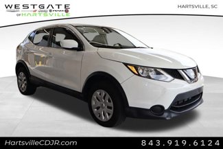 Used 2019 Nissan Rogue Sport S image 1