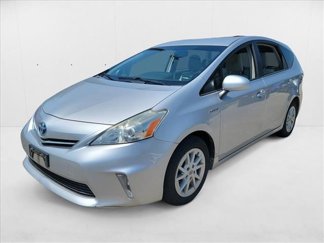 Used 2013 Toyota Prius V Two image 1