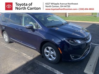 Used 2017 Chrysler Pacifica Platinum image 1