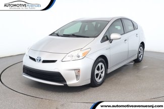 Used 2015 Toyota Prius Two image 1