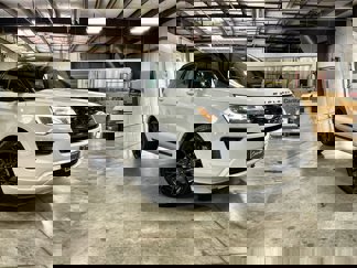 Used 2018 Ford Explorer XLT image 1