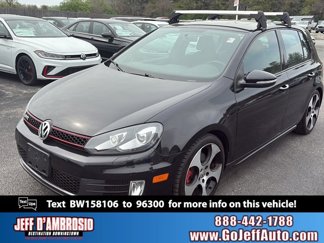 Used 2011 Volkswagen Golf 4-Door image 1