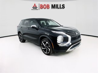 Used 2022 Mitsubishi Outlander SE image 1