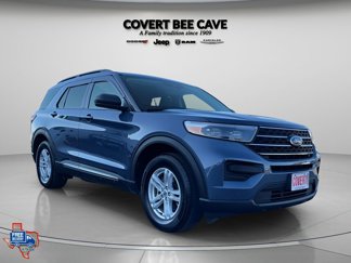 Used 2021 Ford Explorer XLT image 1