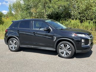 Used 2022 Mitsubishi Outlander Sport SE image 1