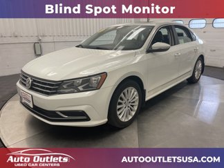 Used 2017 Volkswagen Passat 1.8T SE image 1