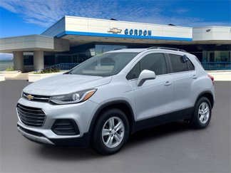 Used 2017 Chevrolet Trax LT w/ LT Convenience Package image 1