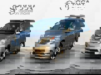Used 2016 Toyota Sienna LE image 1