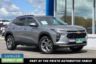 Used 2025 Chevrolet Trax LT w/ LT Convenience Package image 1