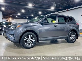 Used 2017 Toyota RAV4 LE image 1