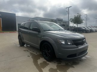 Used 2020 Dodge Journey SE w/ SE Popular Equipment Group image 1