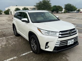Used 2017 Toyota Highlander XLE image 1