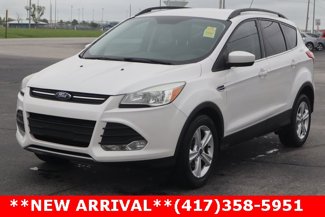 Used 2016 Ford Escape SE w/ Equipment Group 201A image 1