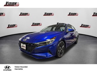 Used 2022 Hyundai Elantra SEL image 1