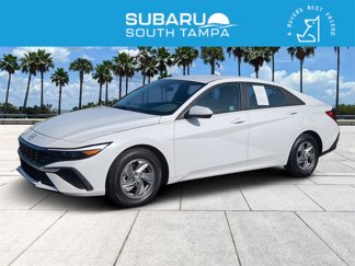 Used 2024 Hyundai Elantra SE image 1