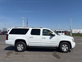 Used 2007 Chevrolet Suburban LT w/ LT Preferred Equipment Group image 1