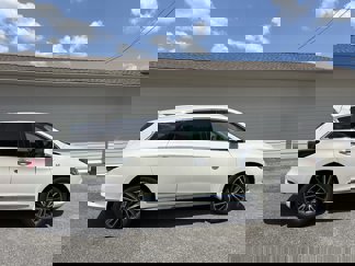 Used 2019 INFINITI QX60 Luxe w/ Sensory Package image 1