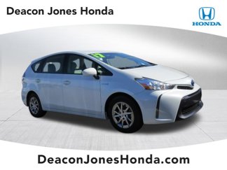 Used 2017 Toyota Prius V Four image 1