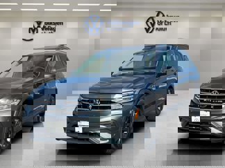 Certified 2023 Volkswagen Tiguan SE image 1