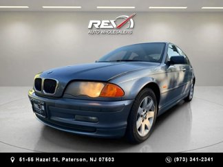 Used 2001 BMW 325i Sedan image 1