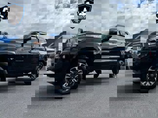 Used 2019 Toyota Tacoma TRD Sport image 1