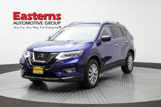 Used 2018 Nissan Rogue SV w/ Premium Package image 1