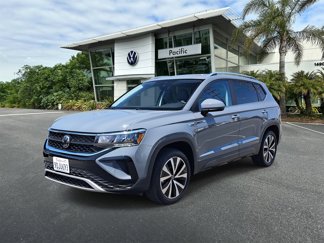 Used 2023 Volkswagen Taos SE image 1