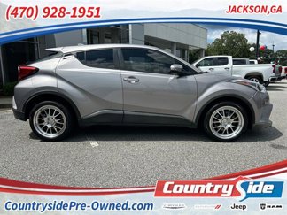 Used 2019 Toyota C-HR LE image 1