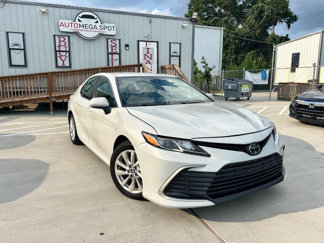 Used 2023 Toyota Camry LE image 1