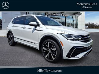 Used 2023 Volkswagen Tiguan SEL R-Line image 1