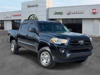 Used 2018 Toyota Tacoma SR image 1