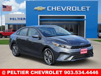 Used 2023 Kia Forte LXS image 1