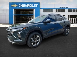 New 2025 Chevrolet Trax LT w/ Driver Confidence Package image 1
