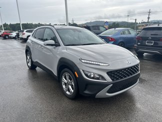 Certified 2022 Hyundai Kona SEL w/ Convenience Package image 1